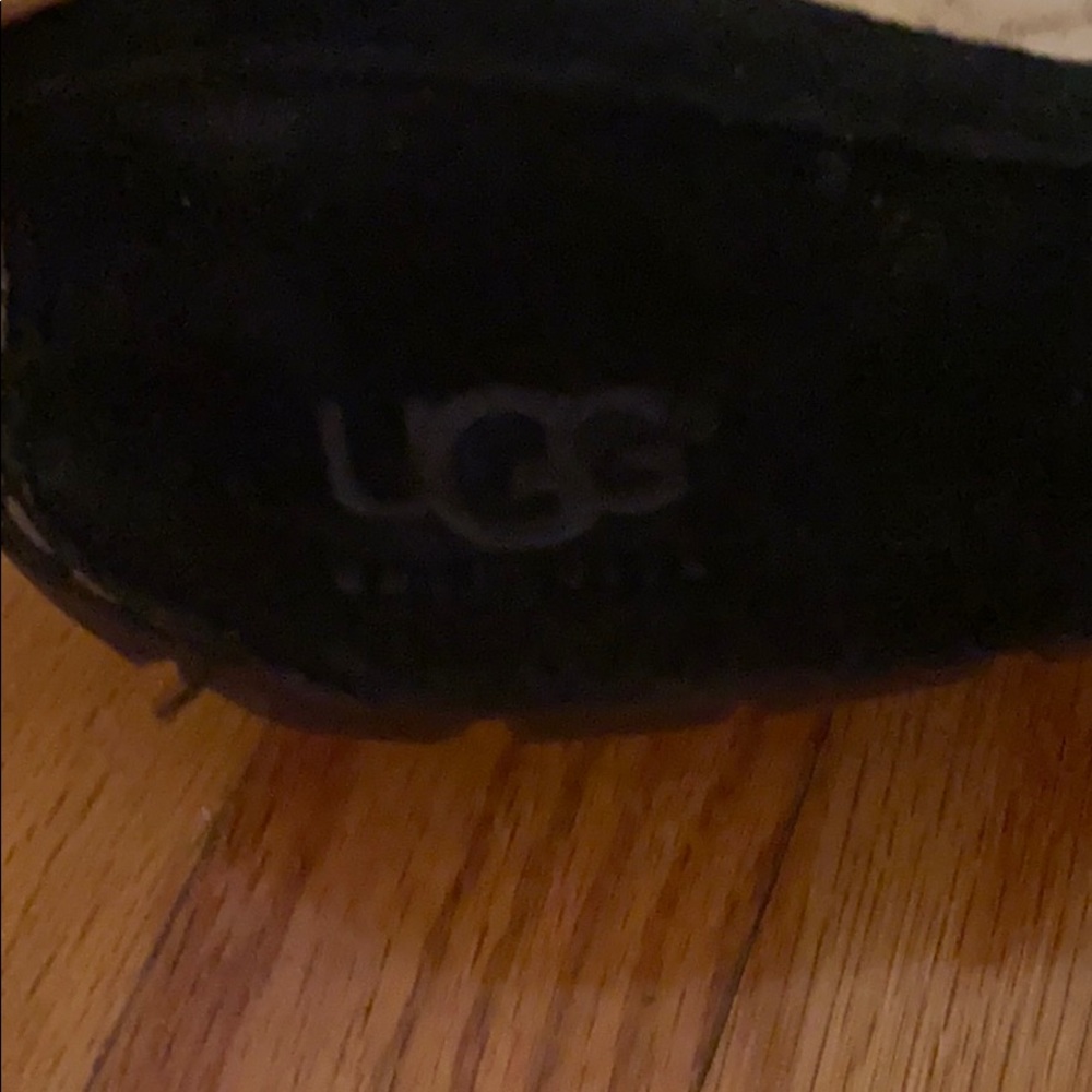 Ugg Loafer - image 3